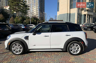Хэтчбек MINI Countryman 2018 в 