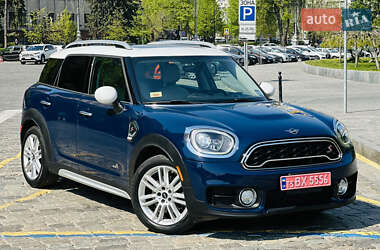 Хетчбек MINI Countryman 2017 в 