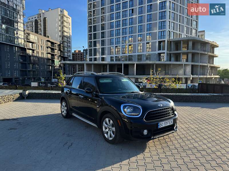 Хэтчбек MINI Countryman 2017 в 