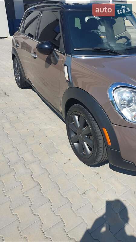 Хэтчбек MINI Countryman 2014 в Киеве