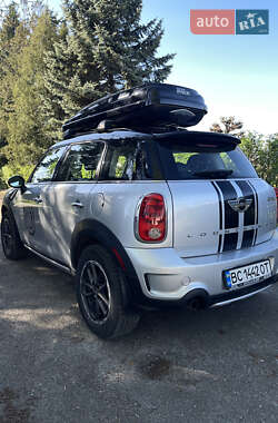 Внедорожник / Кроссовер MINI Countryman 2015 в 