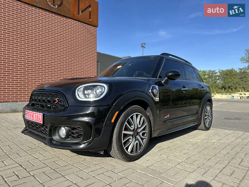 Хэтчбек MINI Countryman 2018 в 