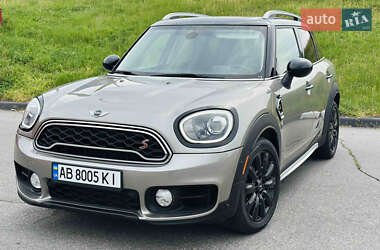 Хэтчбек MINI Countryman 2017 в Киеве