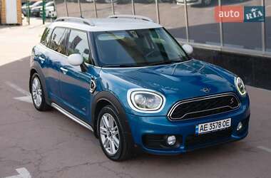 Хетчбек MINI Countryman 2019 в 