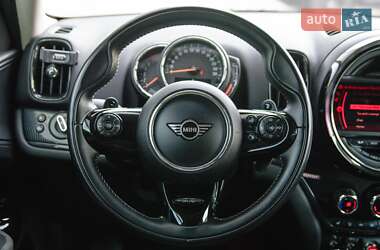 Хетчбек MINI Countryman 2019 в 