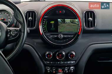 Хэтчбек MINI Countryman 2017 в 