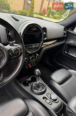 Хэтчбек MINI Countryman 2019 в 