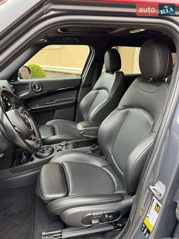 Хэтчбек MINI Countryman 2019 в Черновцах