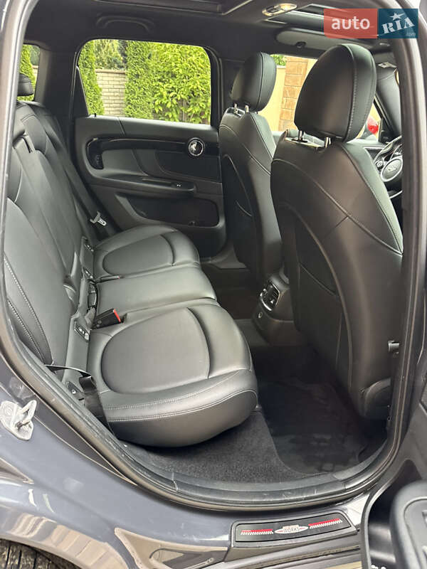 Хэтчбек MINI Countryman 2019 в Черновцах