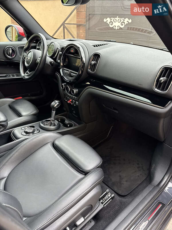 Хэтчбек MINI Countryman 2019 в Черновцах