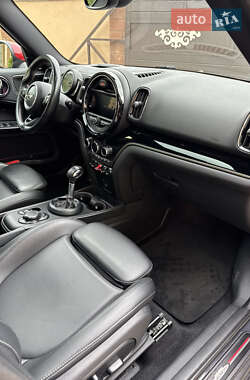 Хэтчбек MINI Countryman 2019 в 