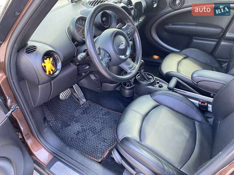Внедорожник / Кроссовер MINI Countryman 2015 в Кременчуге