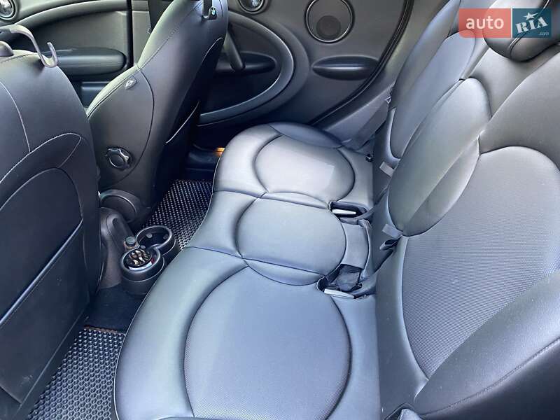 Внедорожник / Кроссовер MINI Countryman 2015 в Кременчуге