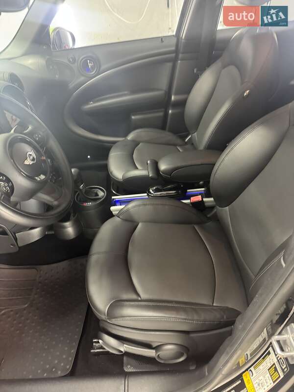 Хэтчбек MINI Countryman 2013 в Хмельницком