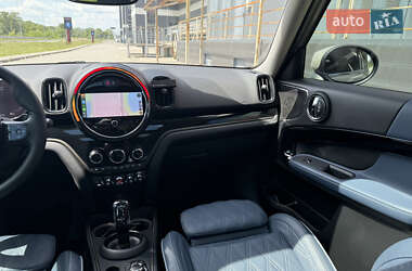 Позашляховик / Кросовер MINI Countryman 2023 в 