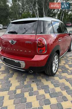 Позашляховик / Кросовер MINI Countryman 2015 в 