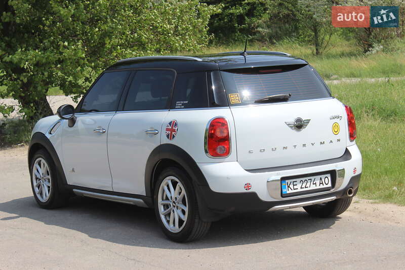 Внедорожник / Кроссовер MINI Countryman 2015 в Днепре