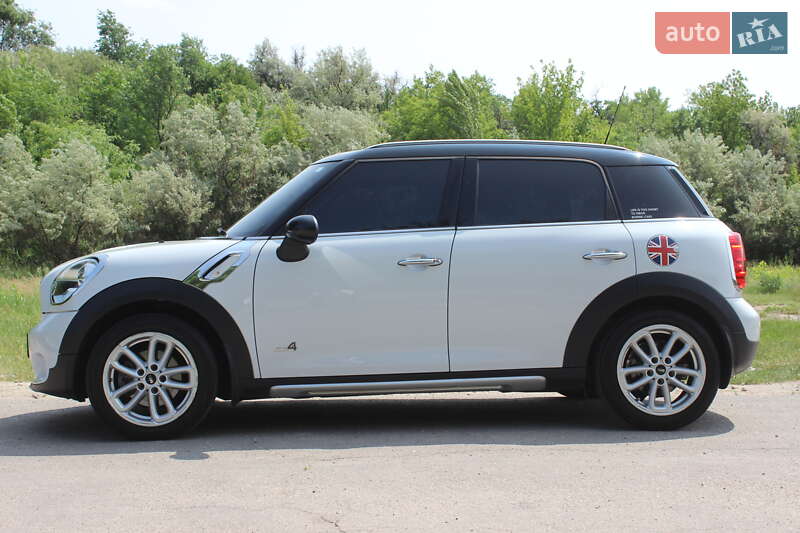 Внедорожник / Кроссовер MINI Countryman 2015 в Днепре
