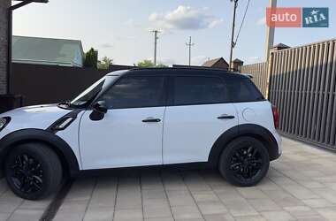 Внедорожник / Кроссовер MINI Countryman 2015 в 
