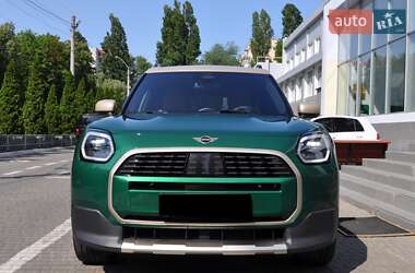 Позашляховик / Кросовер MINI Countryman 2024 в 