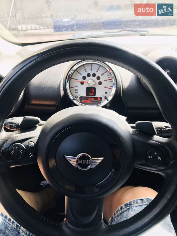 Хэтчбек MINI Countryman 2012 в Киеве