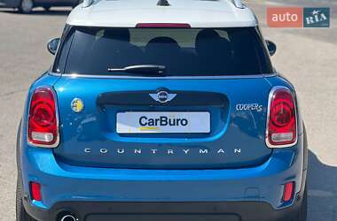 Хэтчбек MINI Countryman 2017 в 