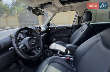 Позашляховик / Кросовер MINI Countryman 2014 в 