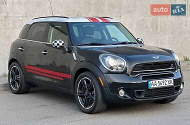 Внедорожник / Кроссовер MINI Countryman 2015 в 