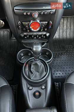 Внедорожник / Кроссовер MINI Countryman 2015 в 