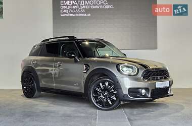 Хэтчбек MINI Countryman 2019 в 