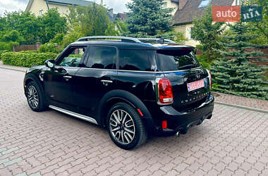 Хэтчбек MINI Countryman 2017 в 