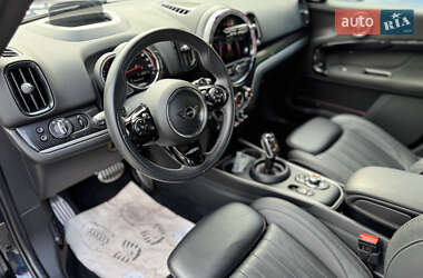 Хэтчбек MINI Countryman 2019 в 