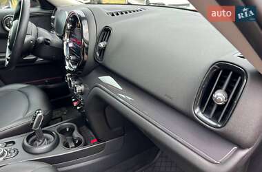 Хэтчбек MINI Countryman 2019 в 