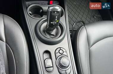 Хэтчбек MINI Countryman 2019 в 