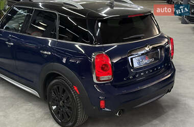 Хэтчбек MINI Countryman 2017 в 
