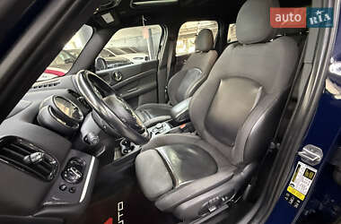 Хэтчбек MINI Countryman 2017 в 