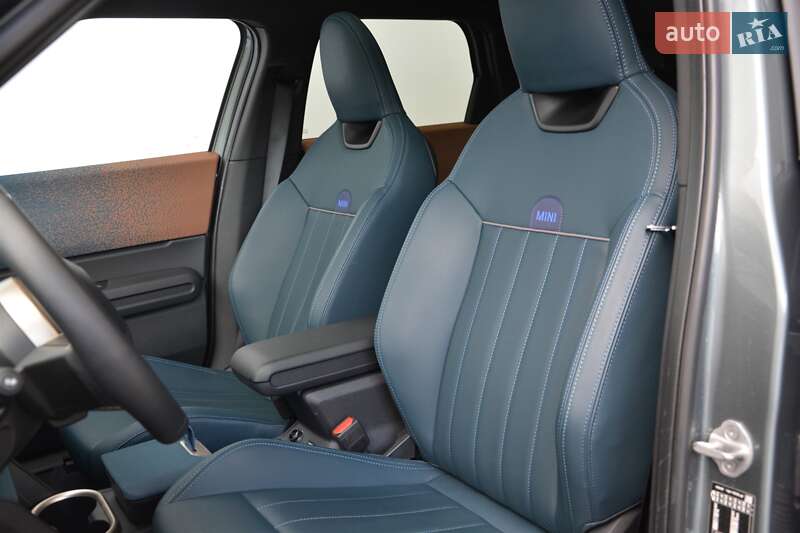 Внедорожник / Кроссовер MINI Countryman 2024 в Киеве