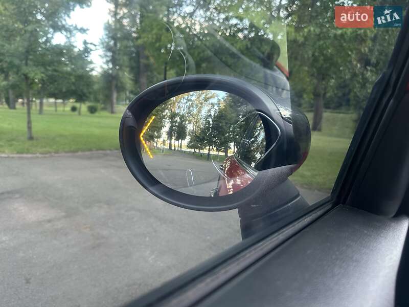 Хэтчбек MINI Countryman 2019 в Киеве фото 67 Хэтчбек MINI Countryman 2019 в Киеве