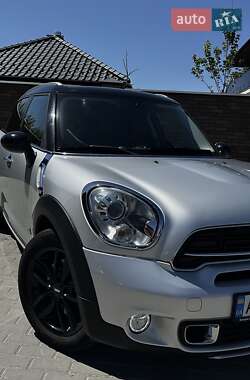 Внедорожник / Кроссовер MINI Countryman 2016 в 