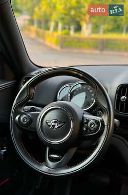 Хэтчбек MINI Countryman 2018 в 