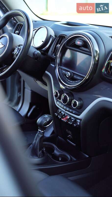 Хэтчбек MINI Countryman 2017 в Ивано-Франковске фото 6 Хэтчбек MINI Countryman 2017 в Ивано-Франковске