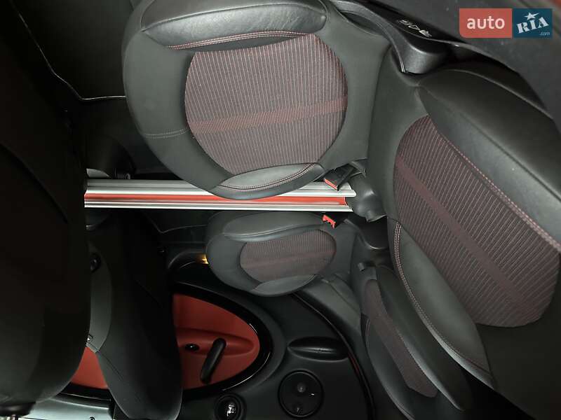Хэтчбек MINI Countryman 2011 в Киеве