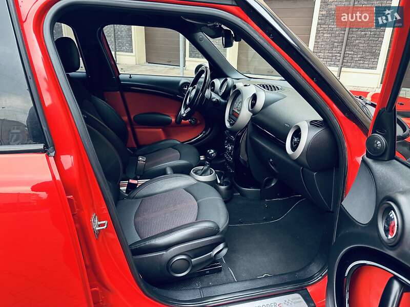 Хэтчбек MINI Countryman 2011 в Киеве