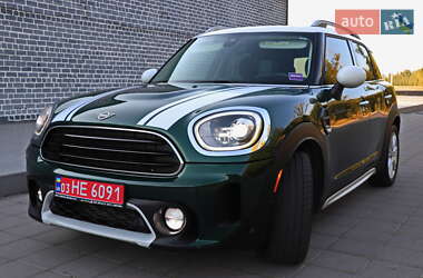 Хэтчбек MINI Countryman 2018 в 