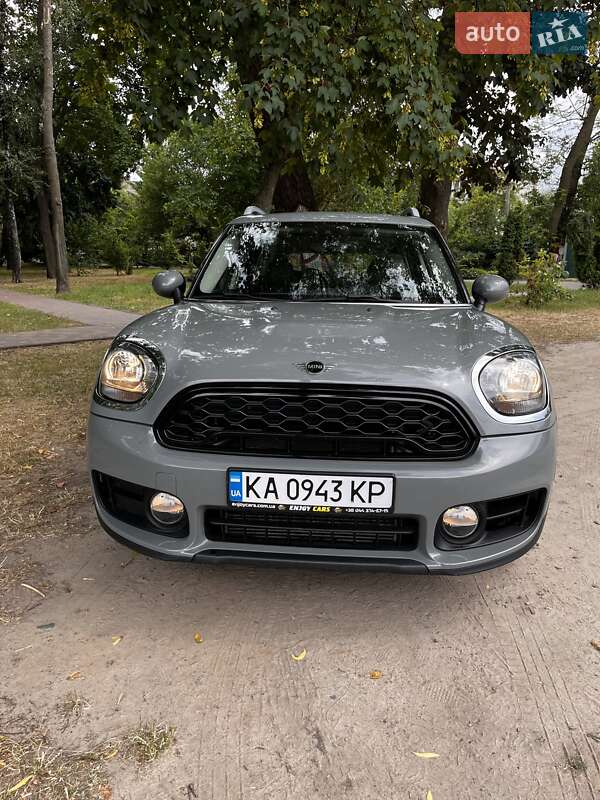 Хэтчбек MINI Countryman 2018 в 