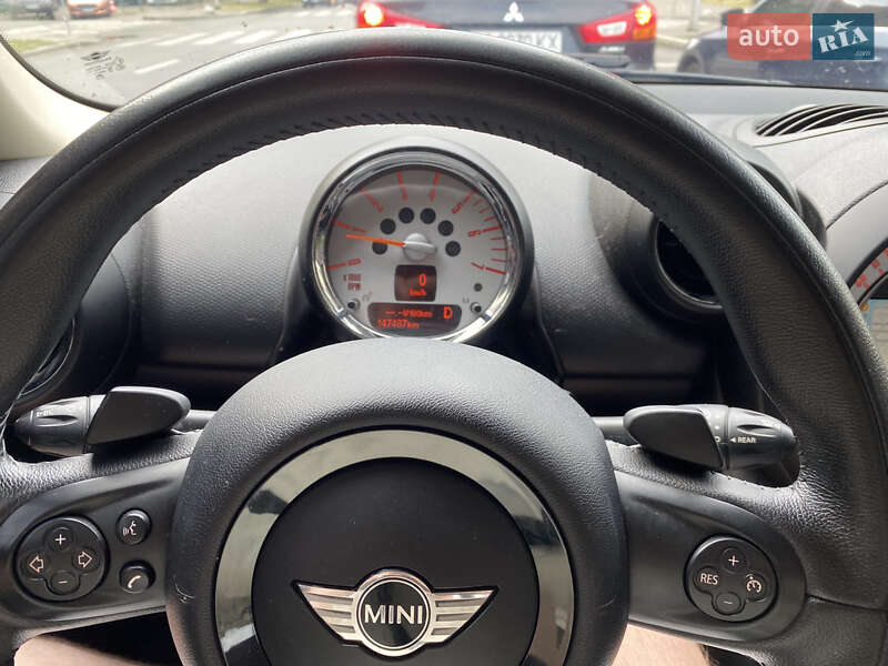Внедорожник / Кроссовер MINI Countryman 2014 в Киеве