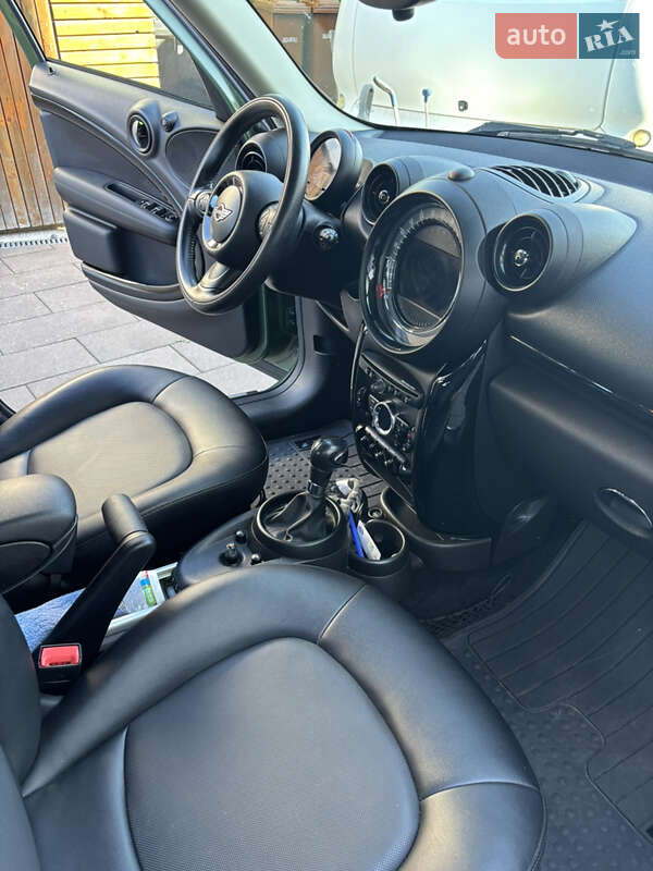 Внедорожник / Кроссовер MINI Countryman 2016 в Первомайске