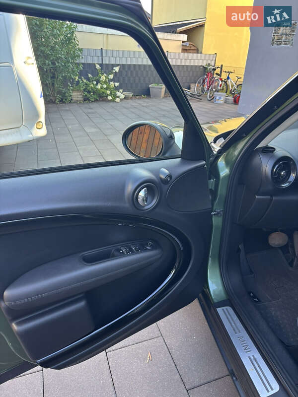 Внедорожник / Кроссовер MINI Countryman 2016 в Первомайске