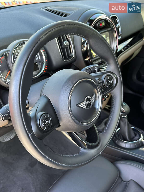 Хетчбек MINI Countryman 2017 в Києві