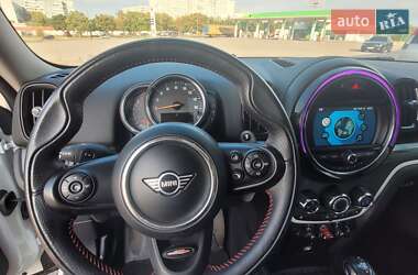 Хетчбек MINI Countryman 2019 в 